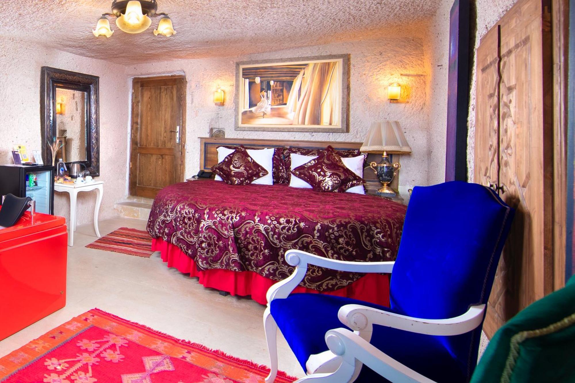 Cappadocia Fairy Chimneys Selfie Cave - Special Class Hotel Uçhisar
