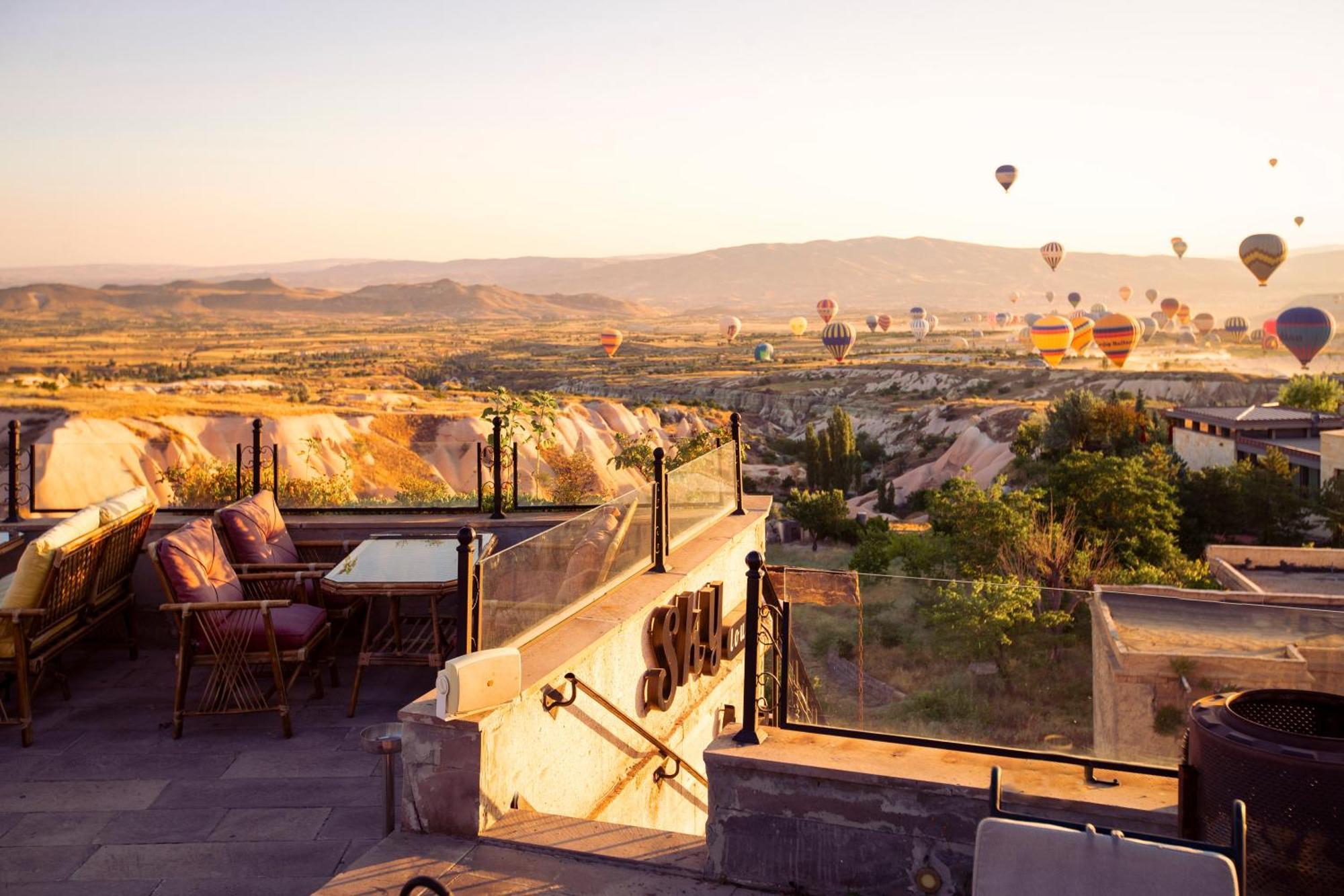 Cappadocia Fairy Chimneys Selfie Cave - Special Class Учисар